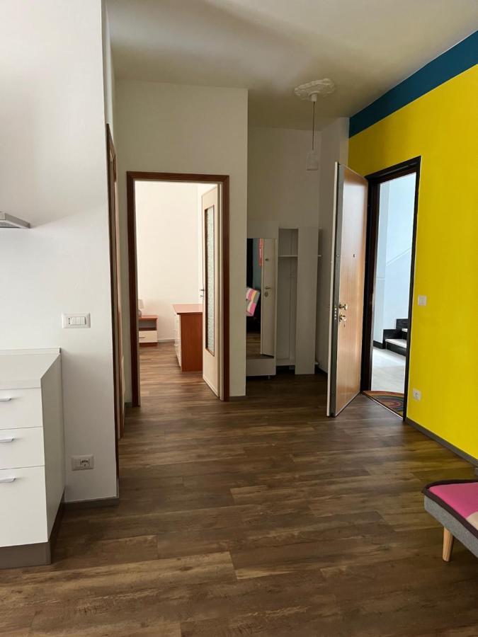 Appartamento Mela Ad Alba, Cuore Delle Langhe Exterior photo